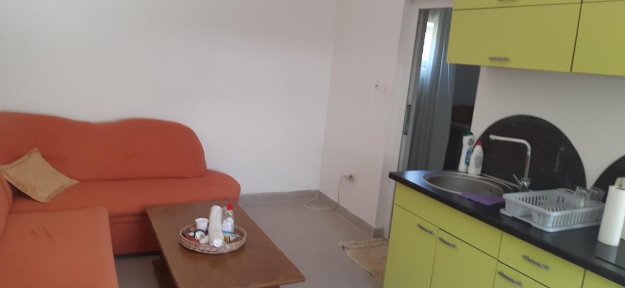 Apartmani Amira טרביניה מראה חיצוני תמונה